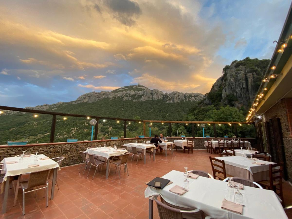 Hotel Sant'Elene Доргалі Екстер'єр фото